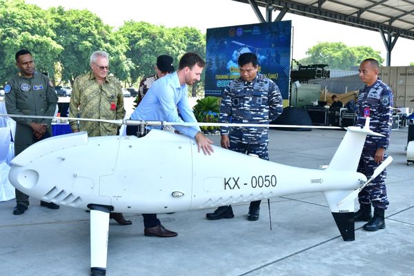 Indonesian Naval Aviation Concludes Schiebel Camcopter S-100 UAS Training