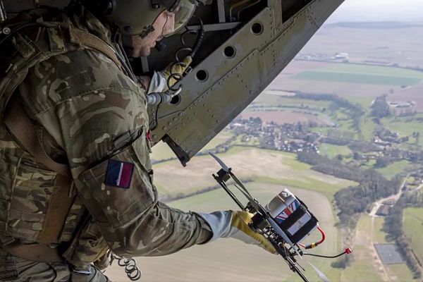 UK RAF Tests Launch of FPV Drones from Helicopters