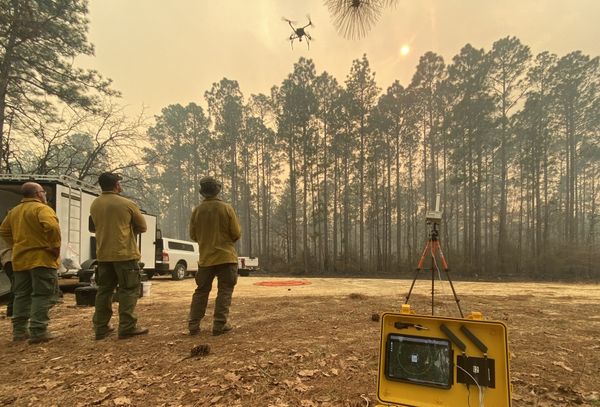 NASA Tests Mobile Air Traffic Kit During Wildfire Prevention Operations