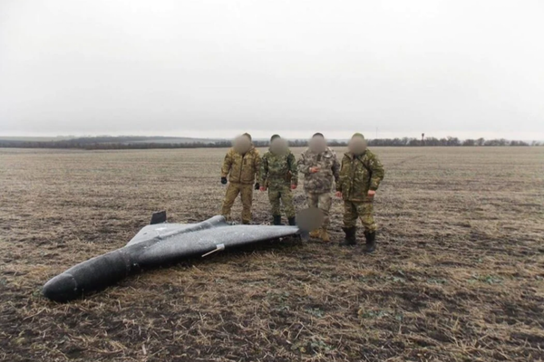 Ukrainian Soldiers Recover Downed Shahed-136 Intact