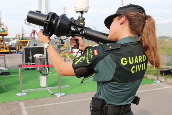 Spanish Guardia Civil to Equip its Agents on Missions Abroad with New C-UAV Systems