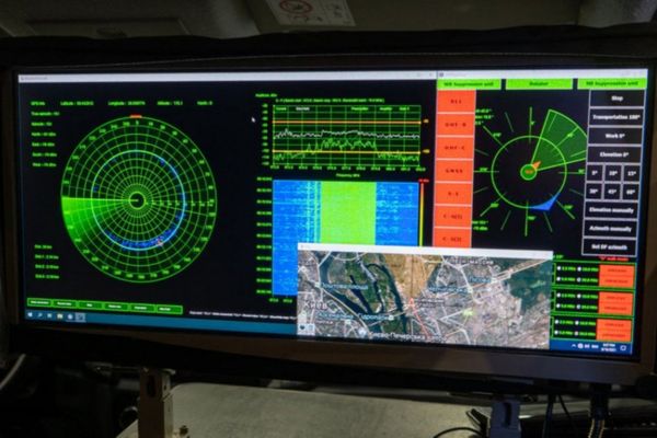 How Electronic Warfare can Counter Russian Drones and Missiles – Expert Interview