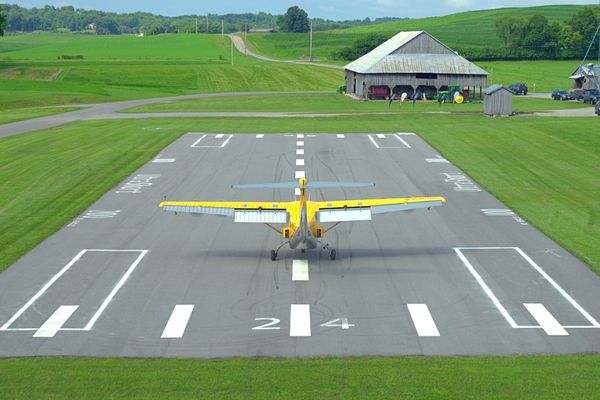 Electra, Surf Air Mobility Complete Commercial Demonstrations of Ultra Short Aircraft