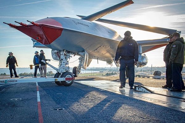 US Navy Awards First Production Contract for MQ-25A Stingray