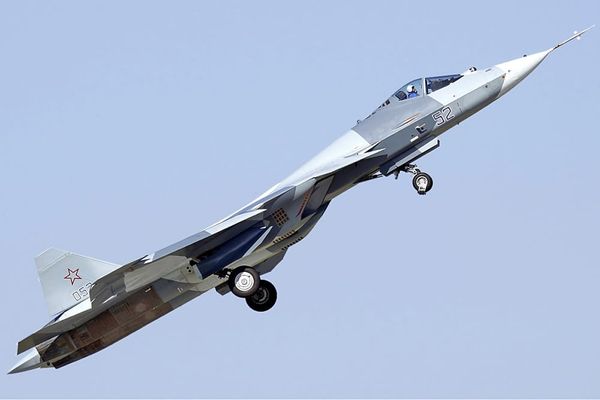 Sukhoi Su-57 - Russia Won't Risk its Ultimate Fighter