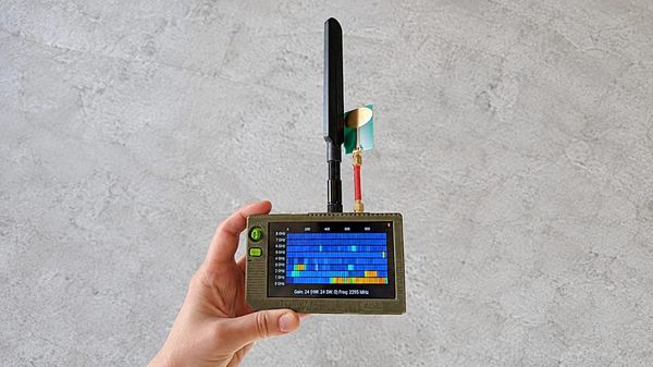 Ukrainian Engineers Develop Drone Detector that Reveals What Russian Drones See