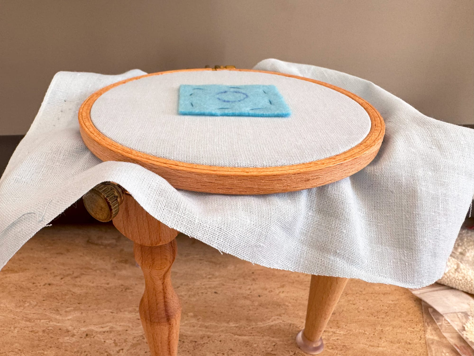 Embroidery hoops standing of four attachable wooden legs