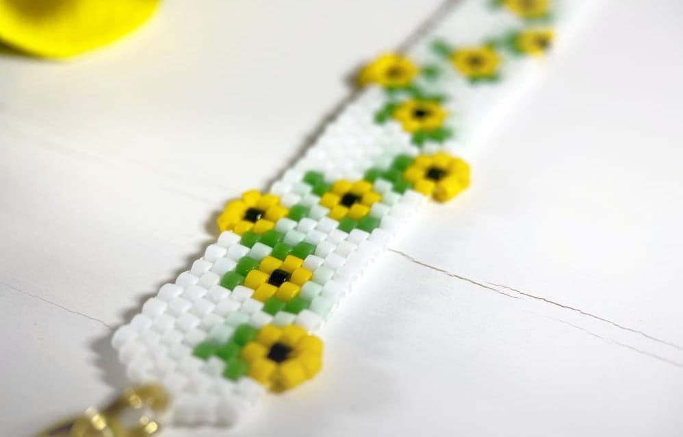 Sunflower beaded bracelet from Miyuki beads