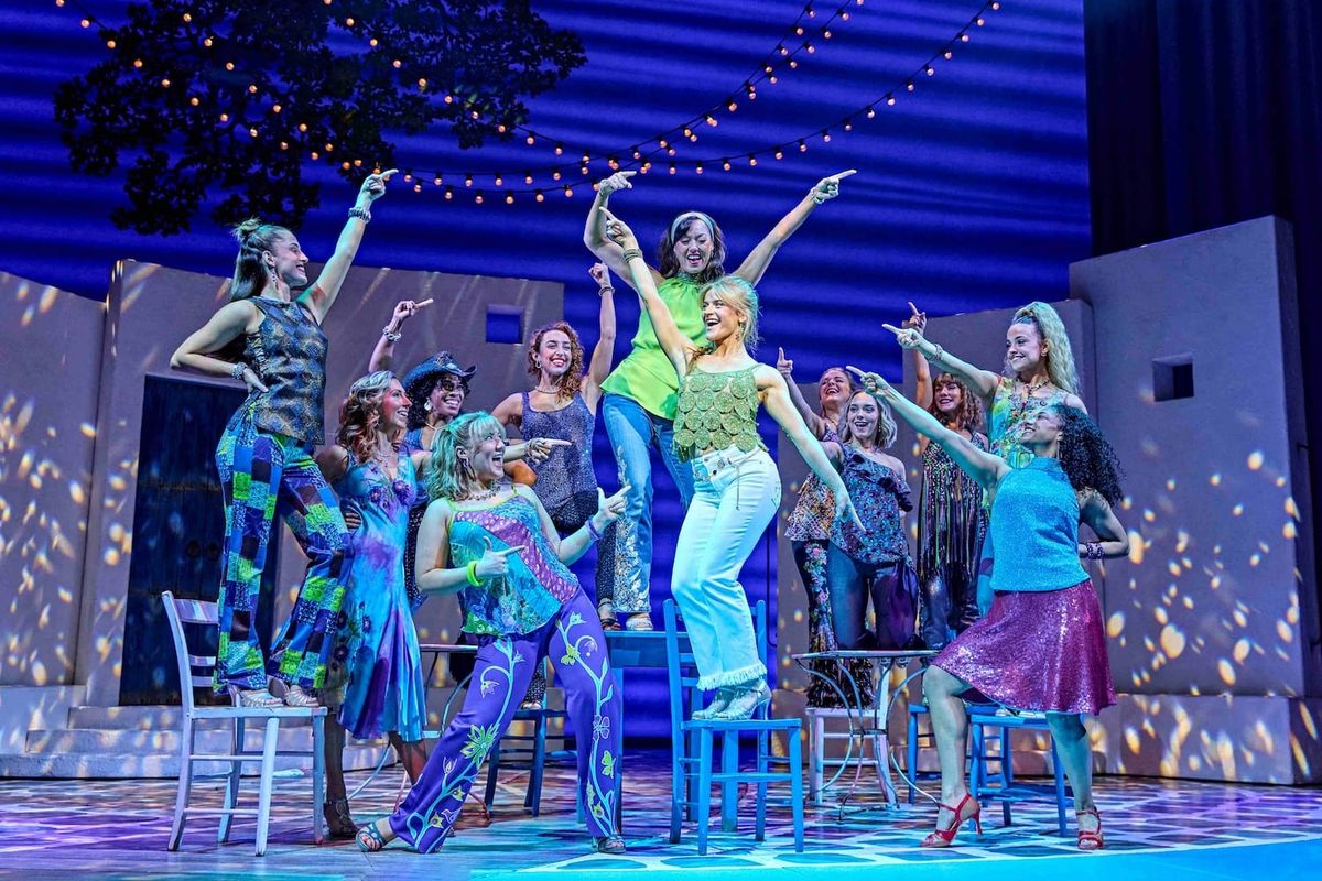 REVIEW: Mamma Mia!