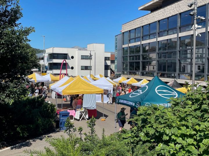 Farmers' market reaps rewards all round