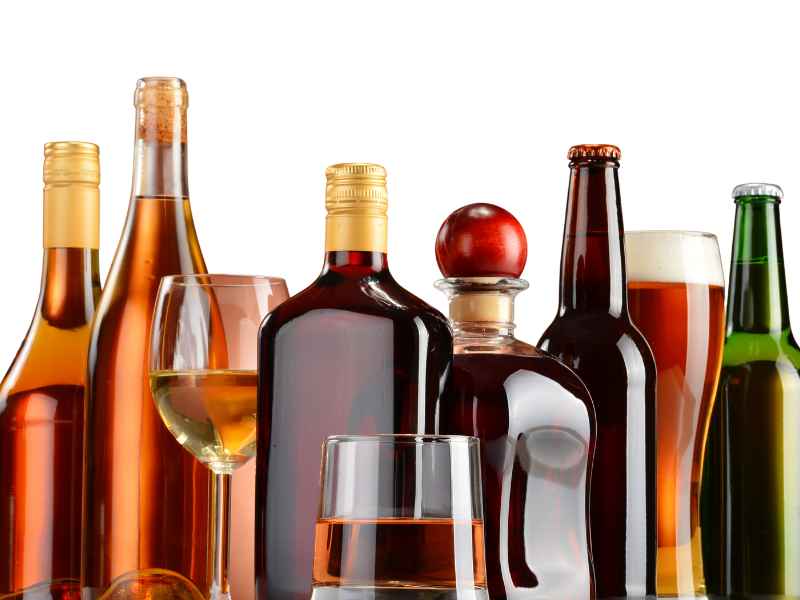 There are many types of alcoholic beverages.