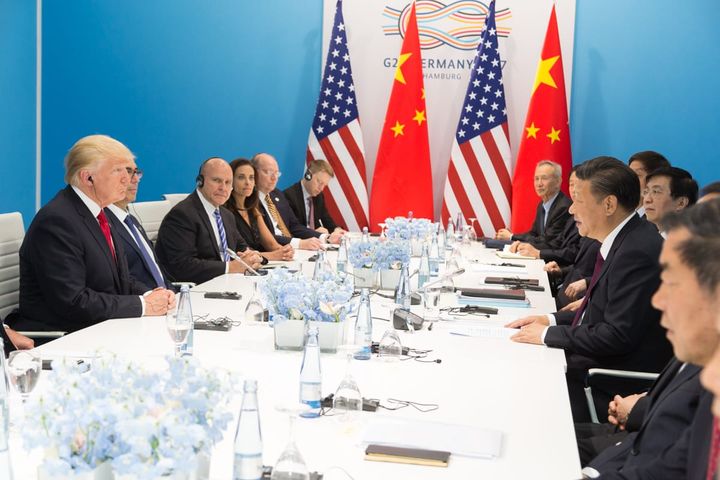 Samiti Trump-Xi në Pekin: Marrëveshje tregtare dhe paralajmërime për Tajvanin