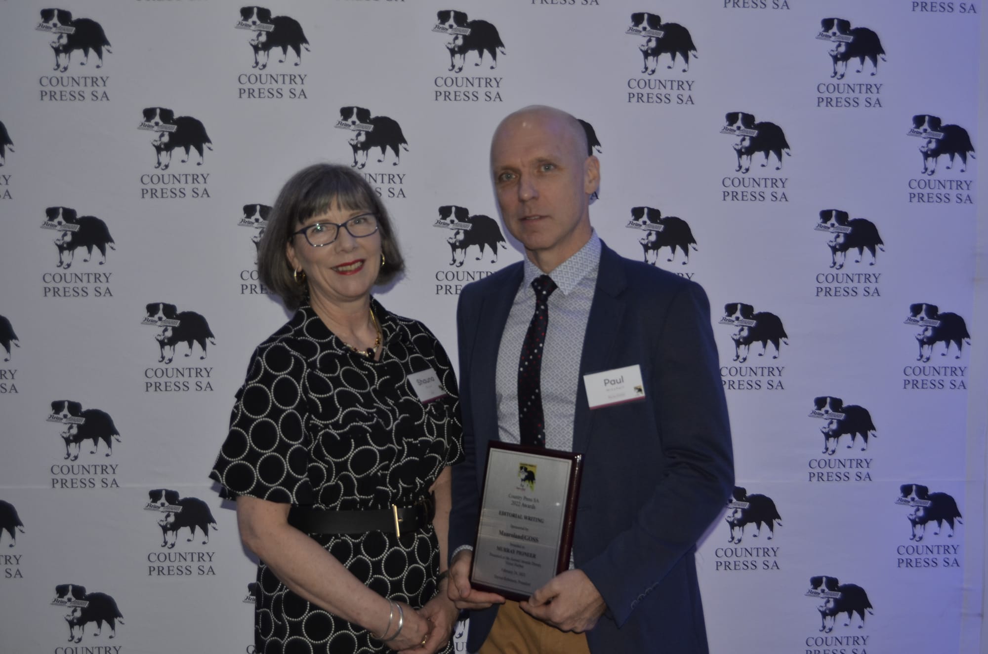 Murray Pioneer editor Paul Mitchell with Shauna Black, judge of the Best Editorial Writing Award.