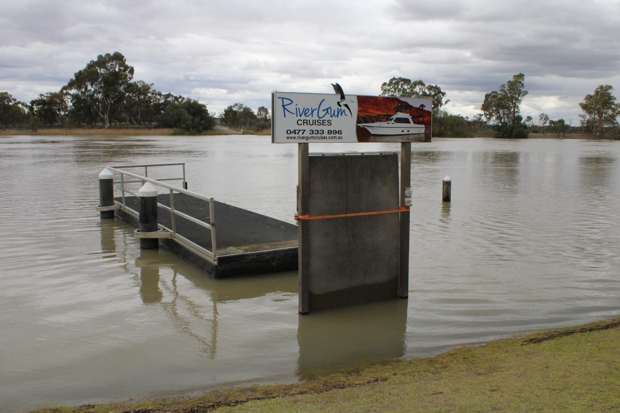 High levels halt Waikerie cruises