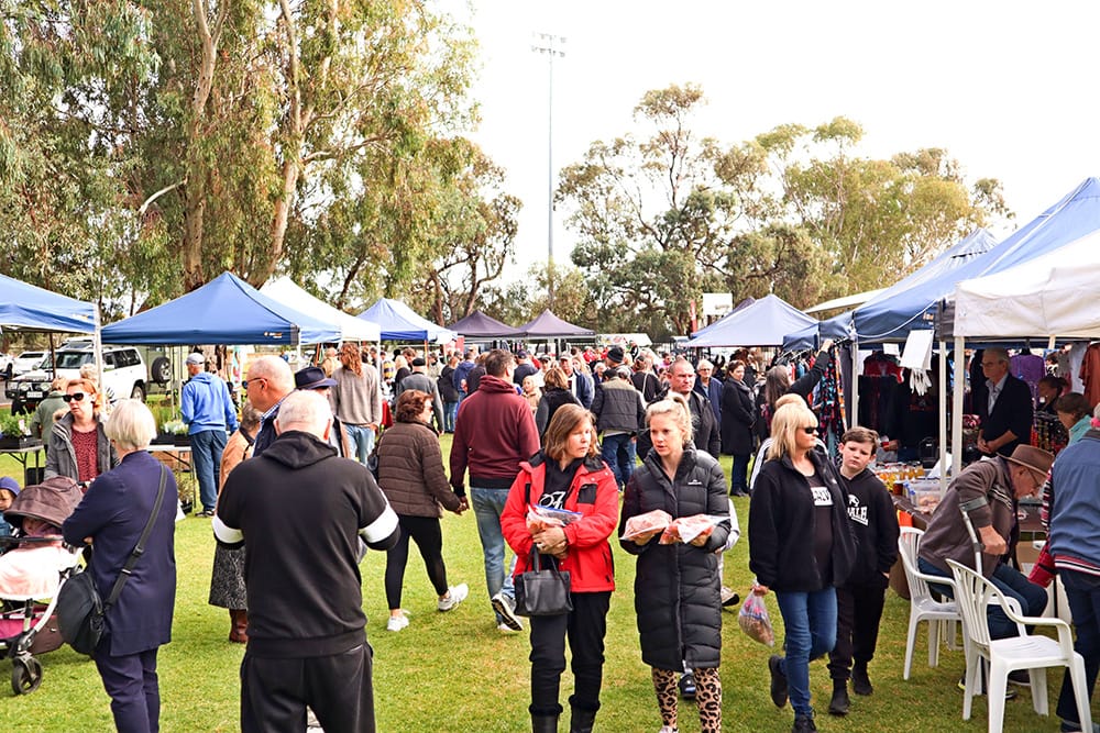 Waikerie market proves popular with tourists