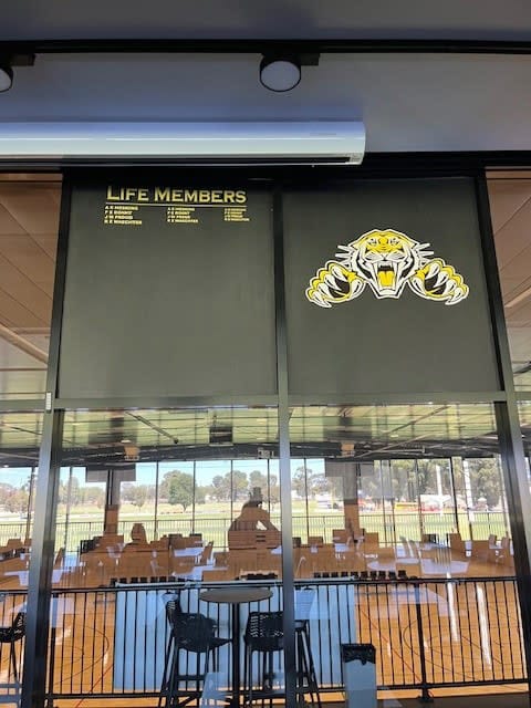 Tigers have the honour (boards)