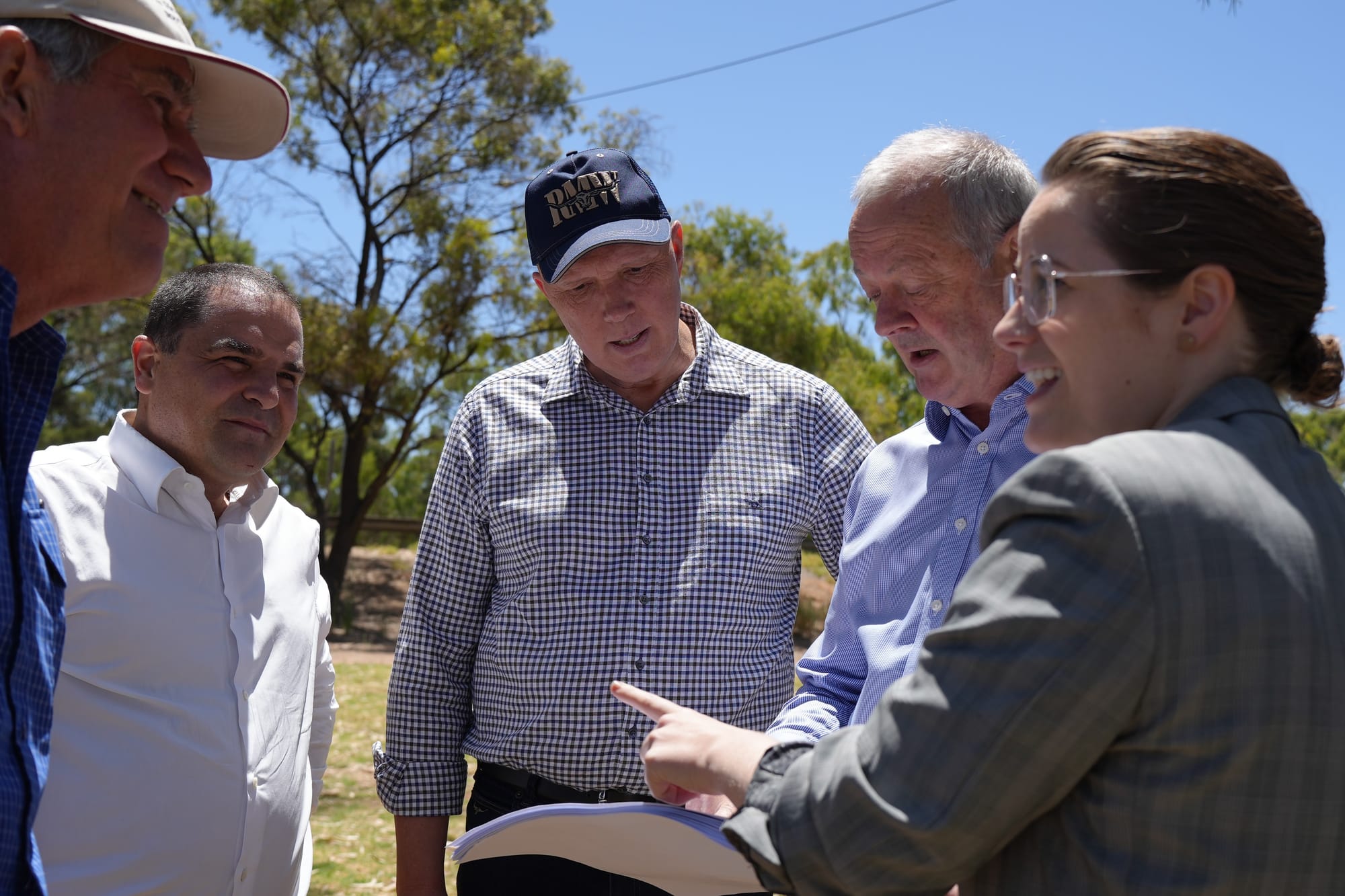 Flood of information: Dutton's first-ever Riverland visit