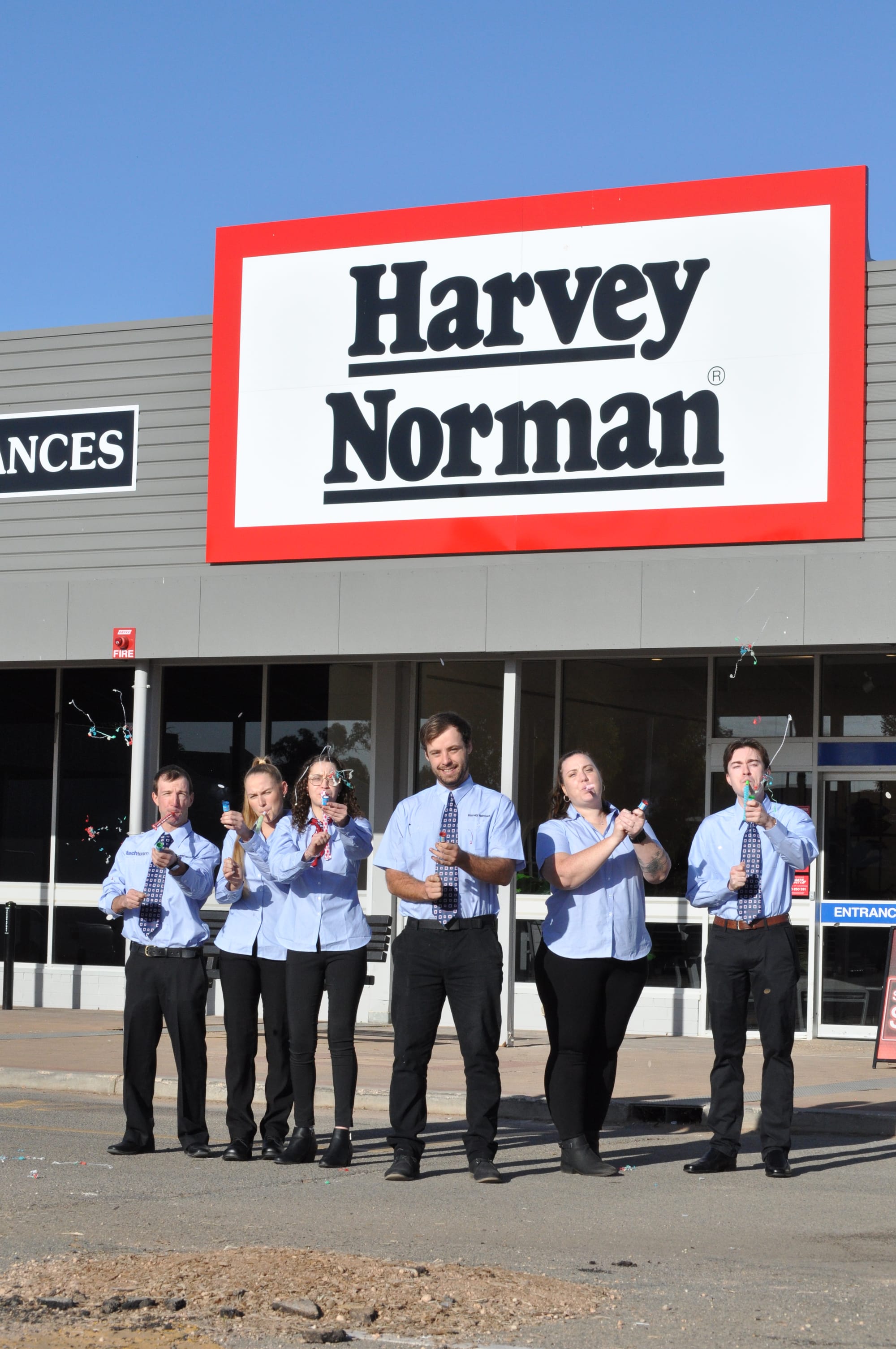 Renmark open for business