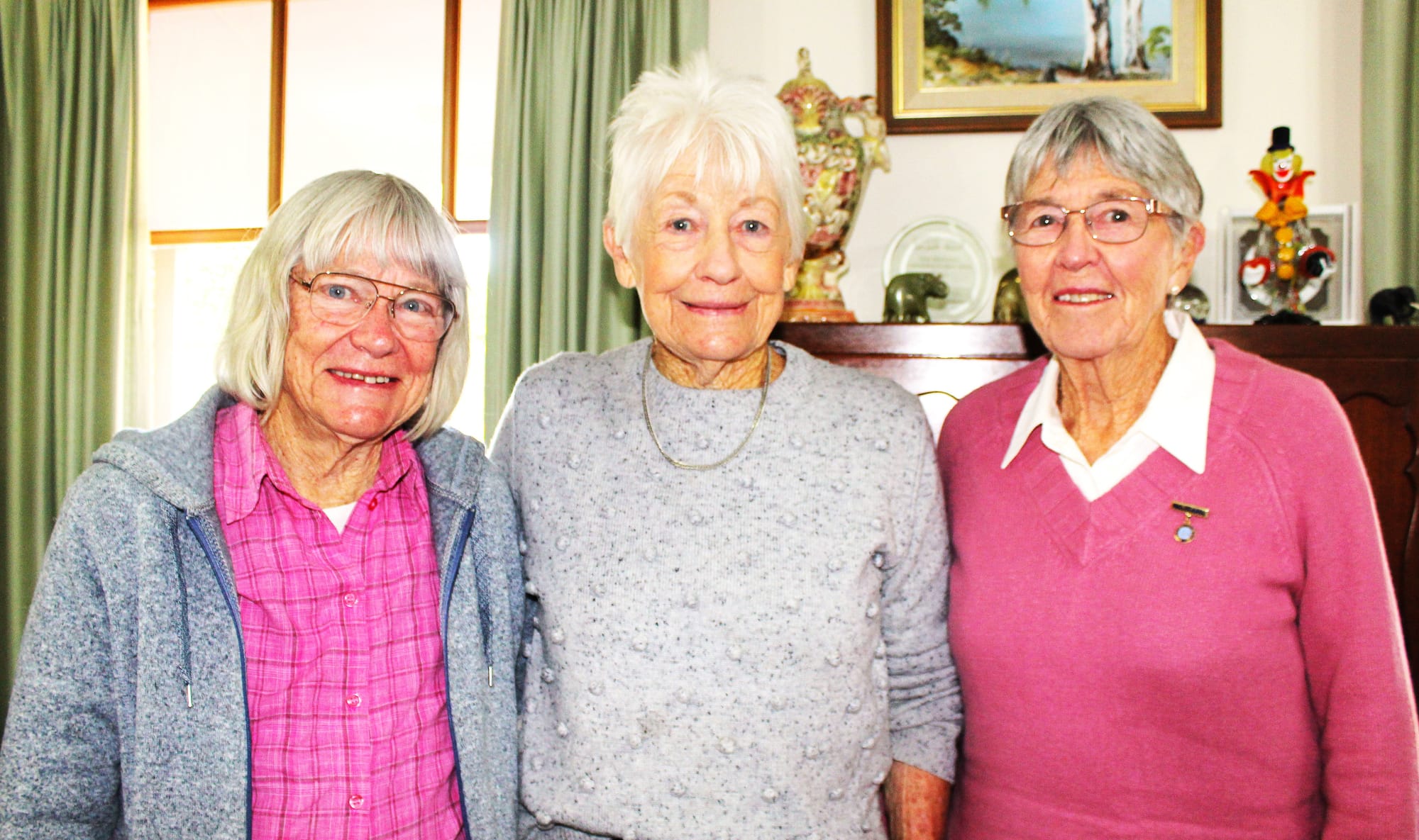 Paringa WAB members go touring with Riverland travel industry icon Val