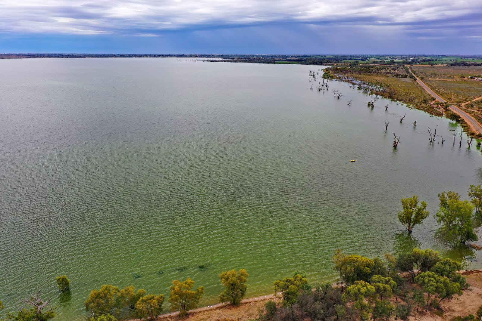 Lake Bonney unsafe, says SA Health