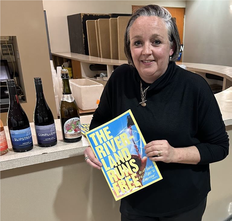 Sheridan’s Starrs Reach winery story presented to Rotary