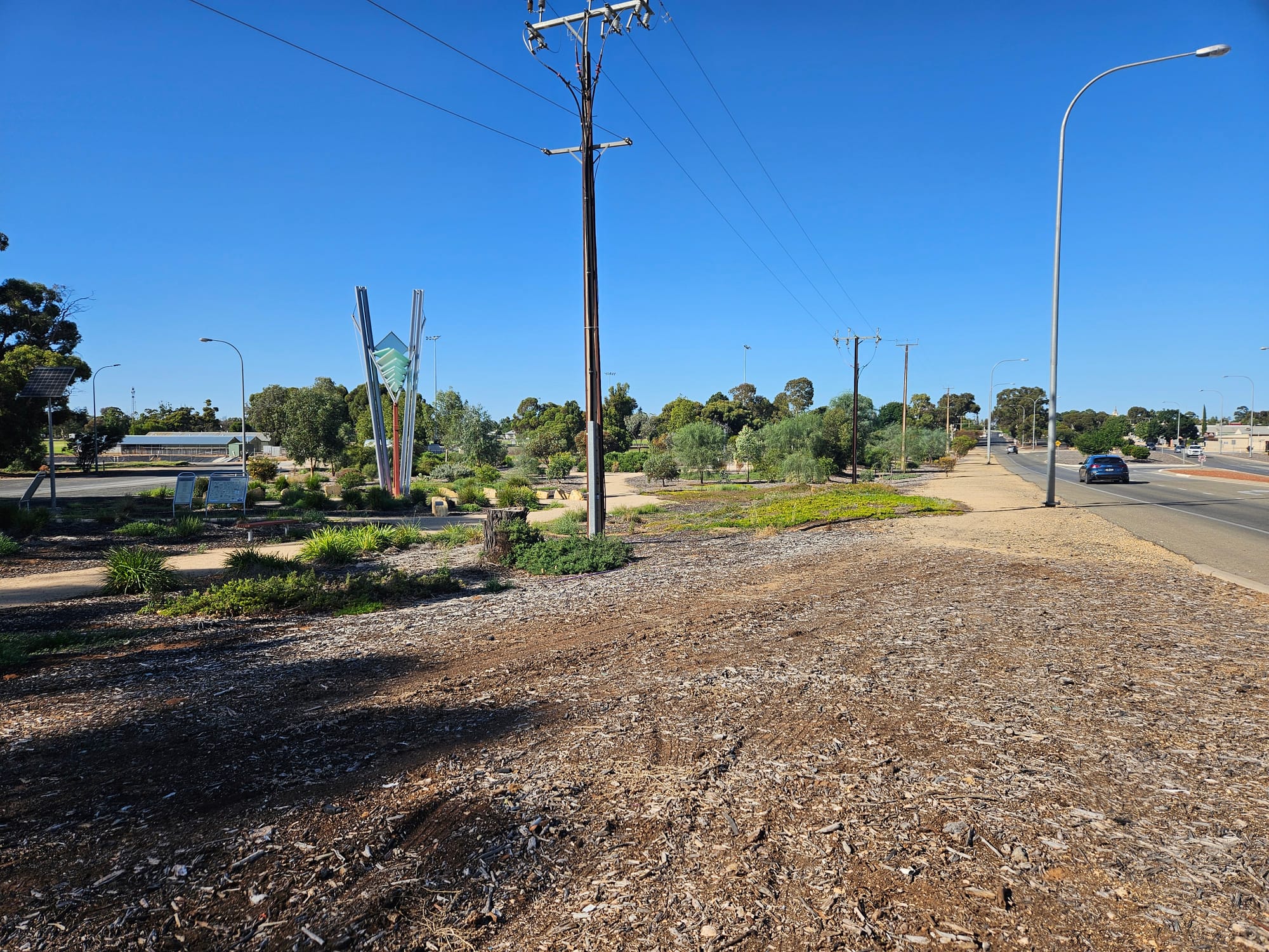 Loxton’s great wall on hold