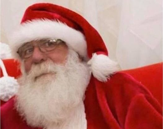 Santa’s beard set to get the chop