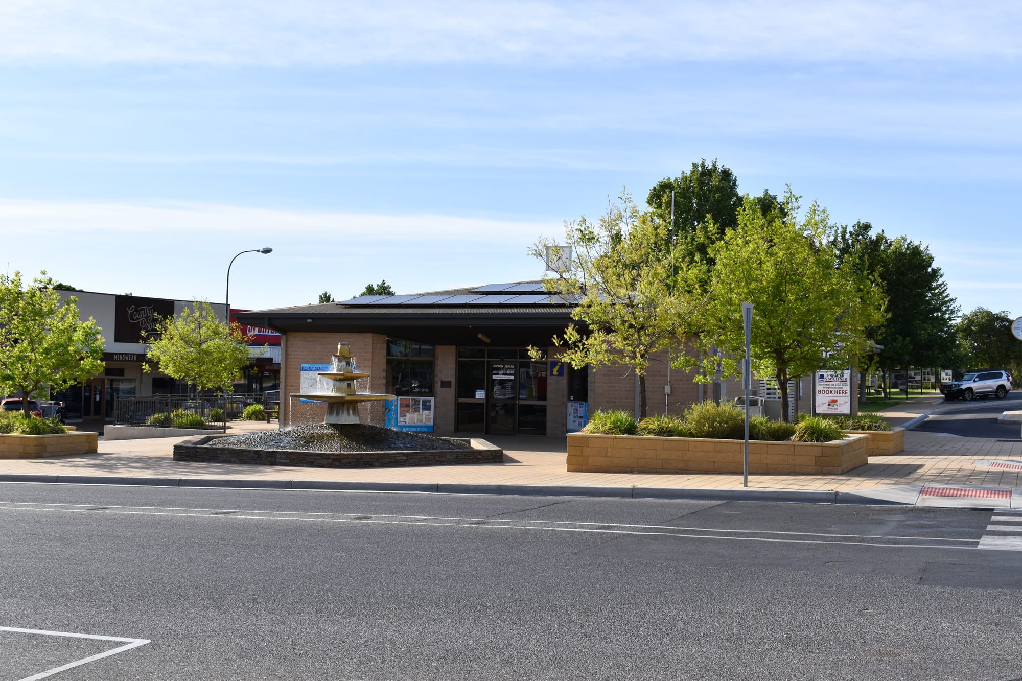 Loxton Waikerie Library Service newsletter