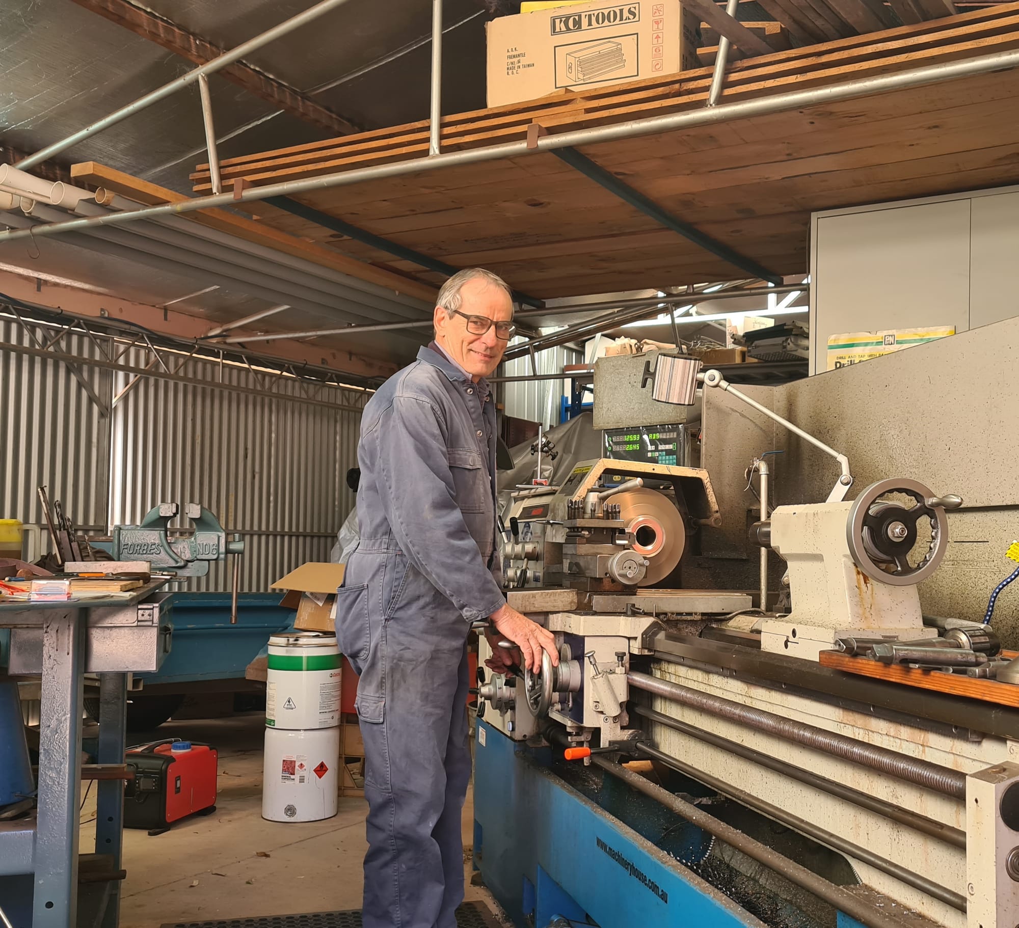 Waikerie business owner hopes on NBN solutions