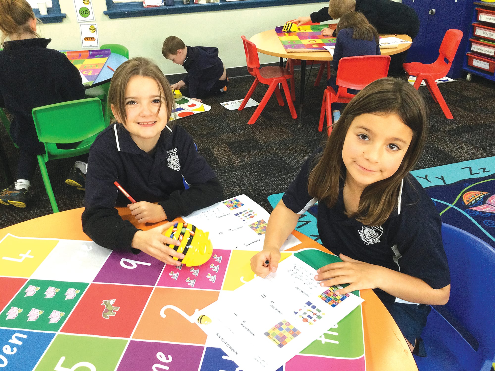 Primary students learn how to ‘speak robot’