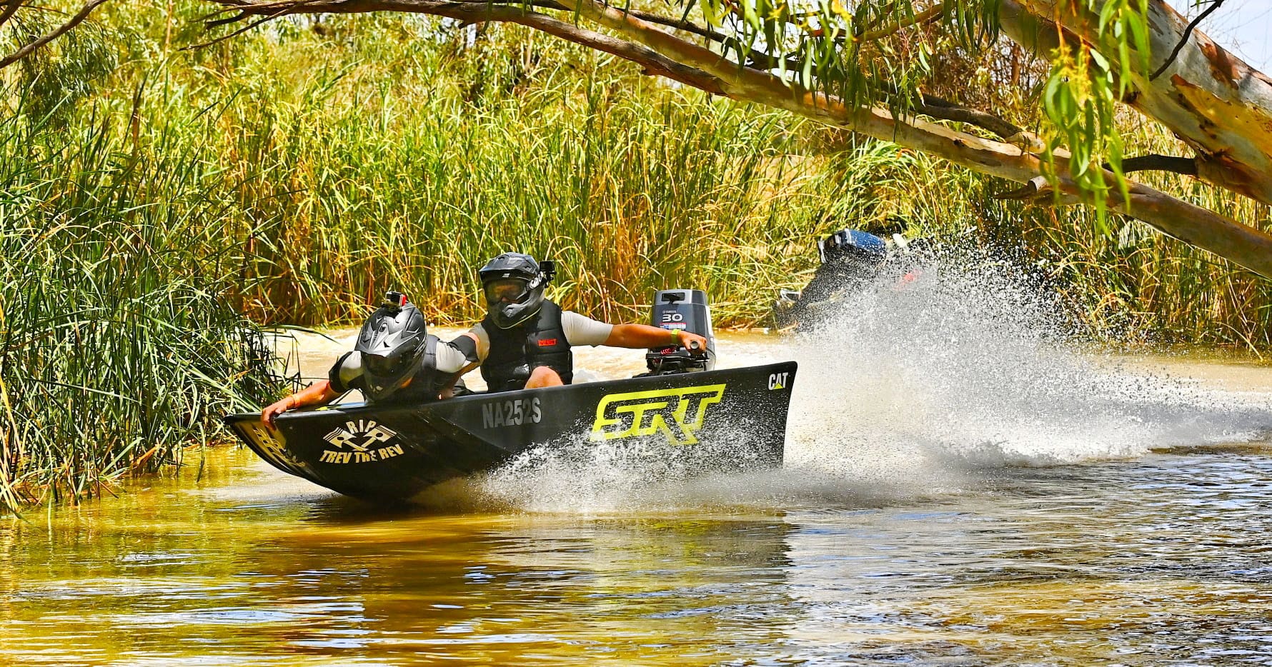 Riverland revels in dinghy action