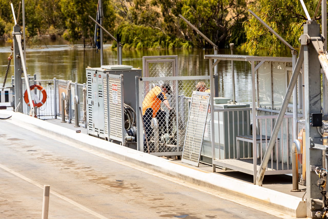 Debris the cause of Waikerie ferry breakdown