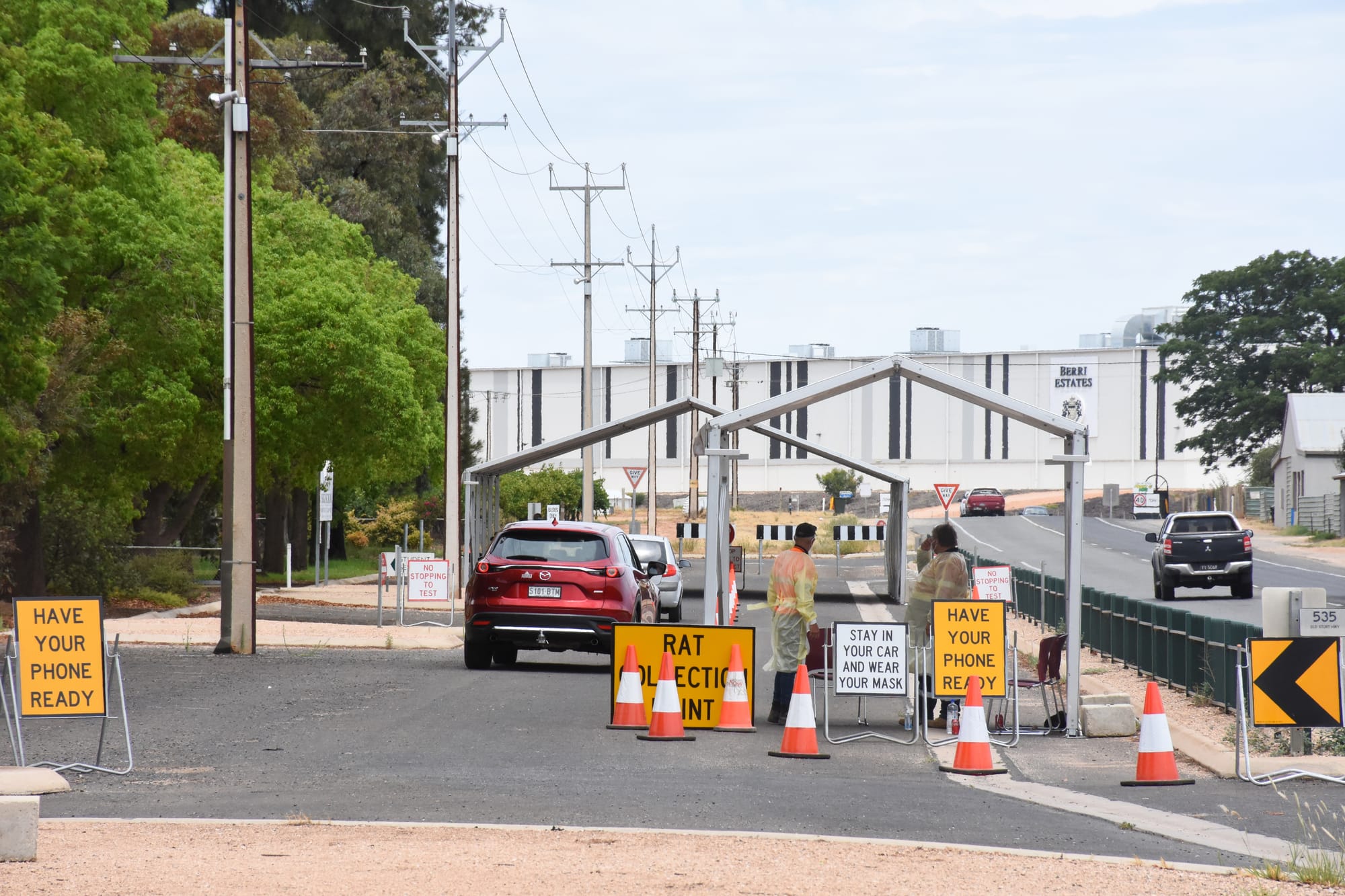 Free RATs for all as Covid wave emerges