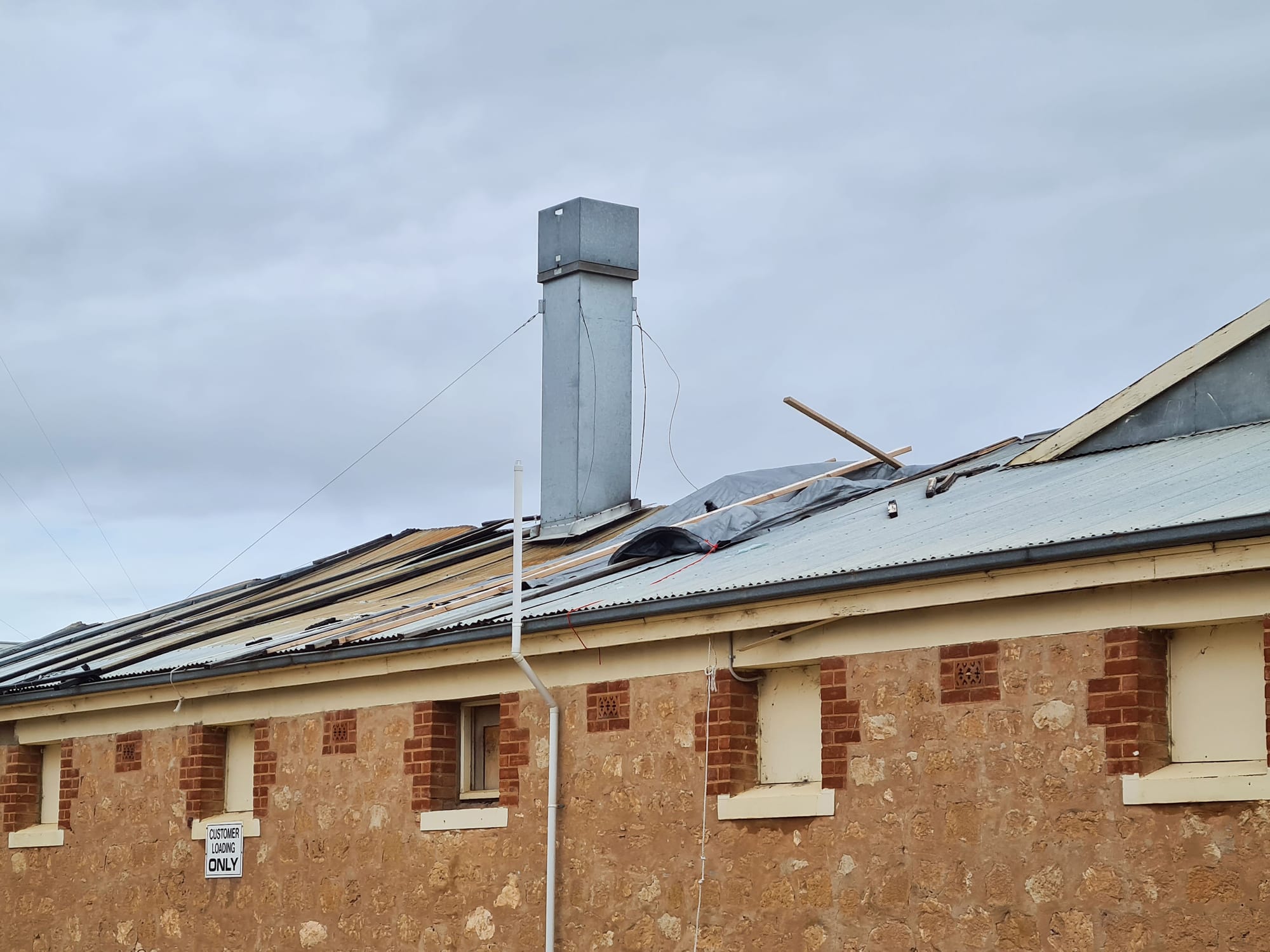 Resident’s roof rage in Waikerie