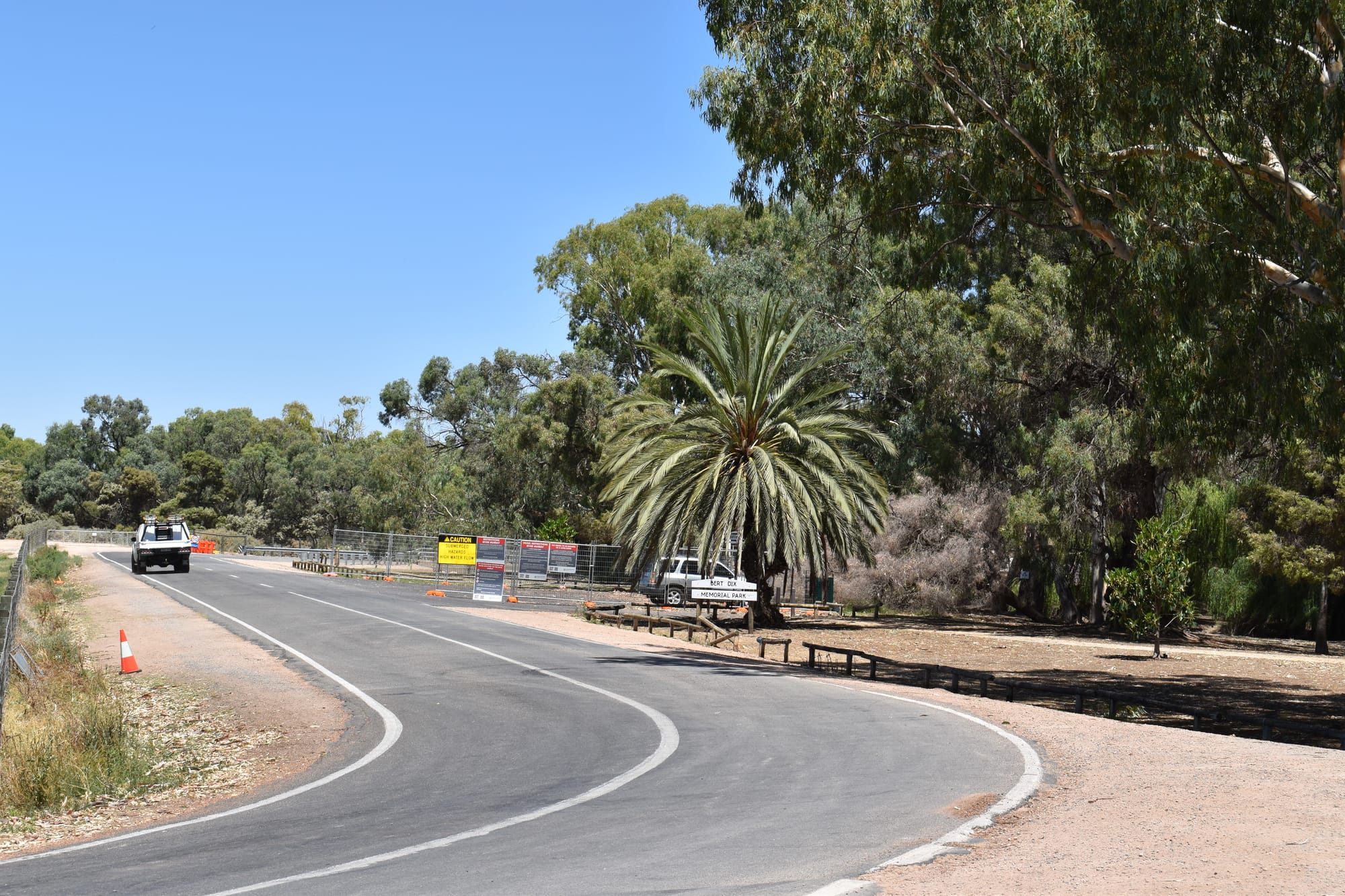 Lock 5 Road, boat ramp reopen