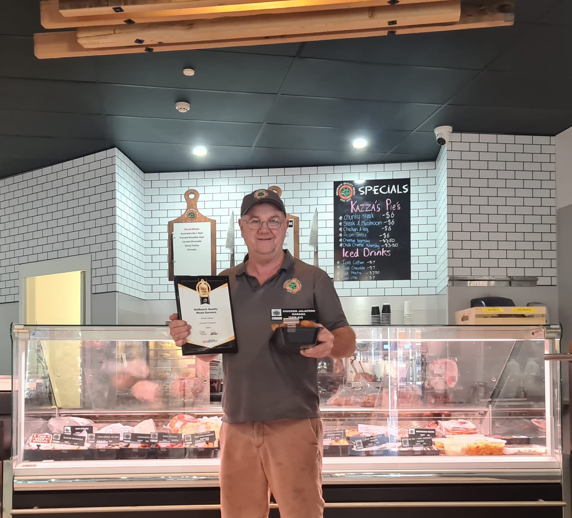 Riverland kabana wins gold award
