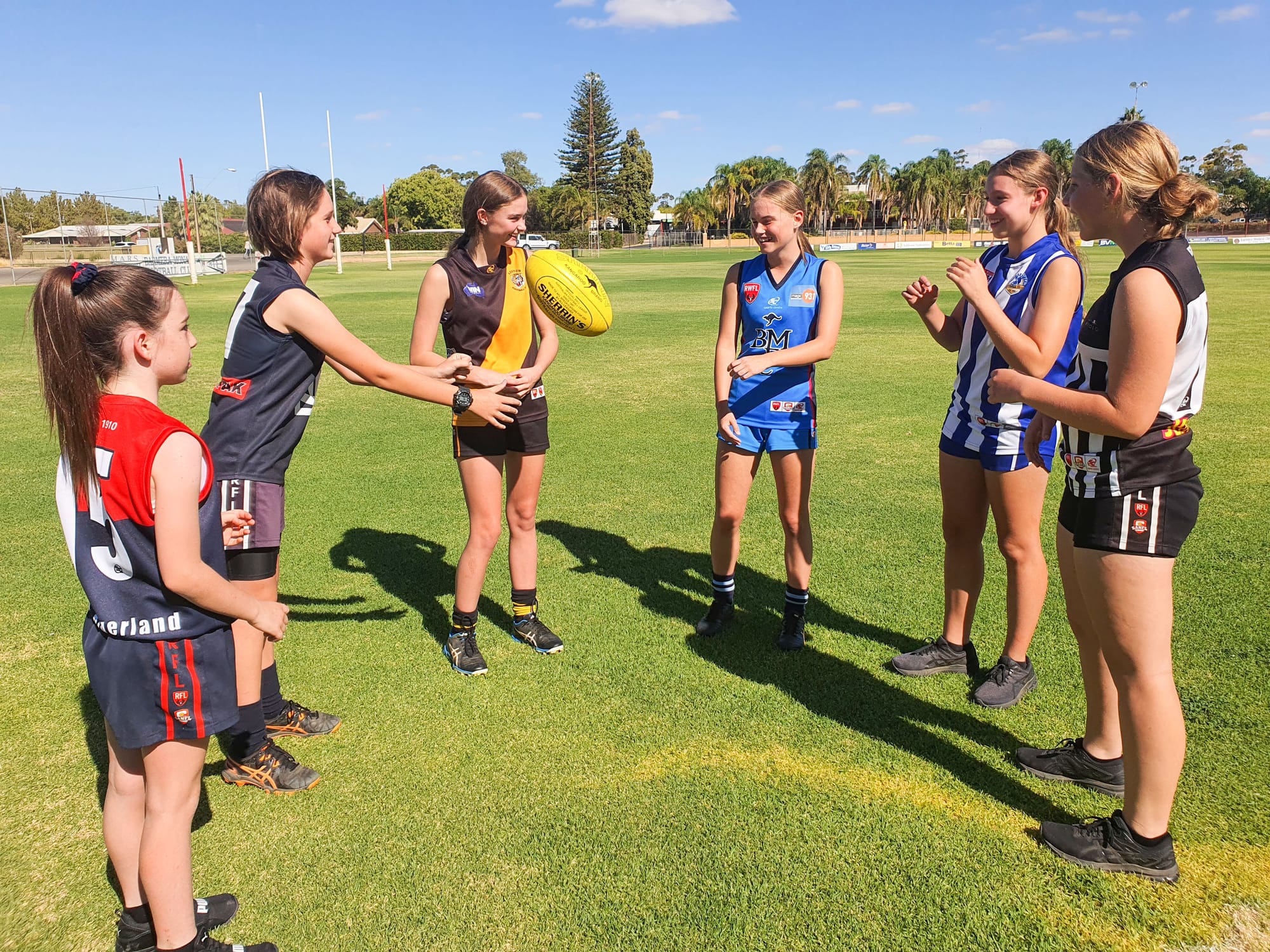 Loxton looking for Tiger cubs