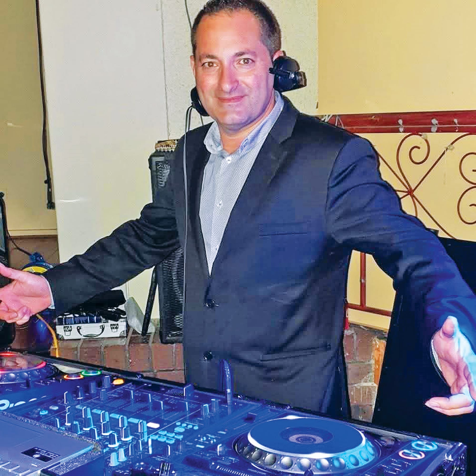 Riverland community mourns popular DJ