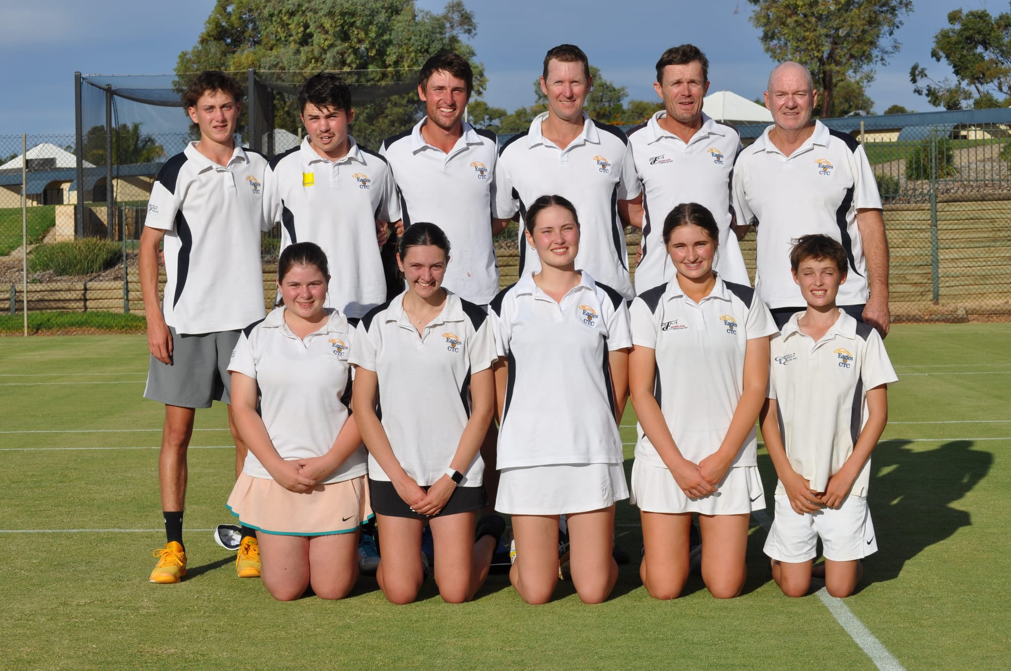Tennis cliffhanger clinches Cobby's eighth straight
