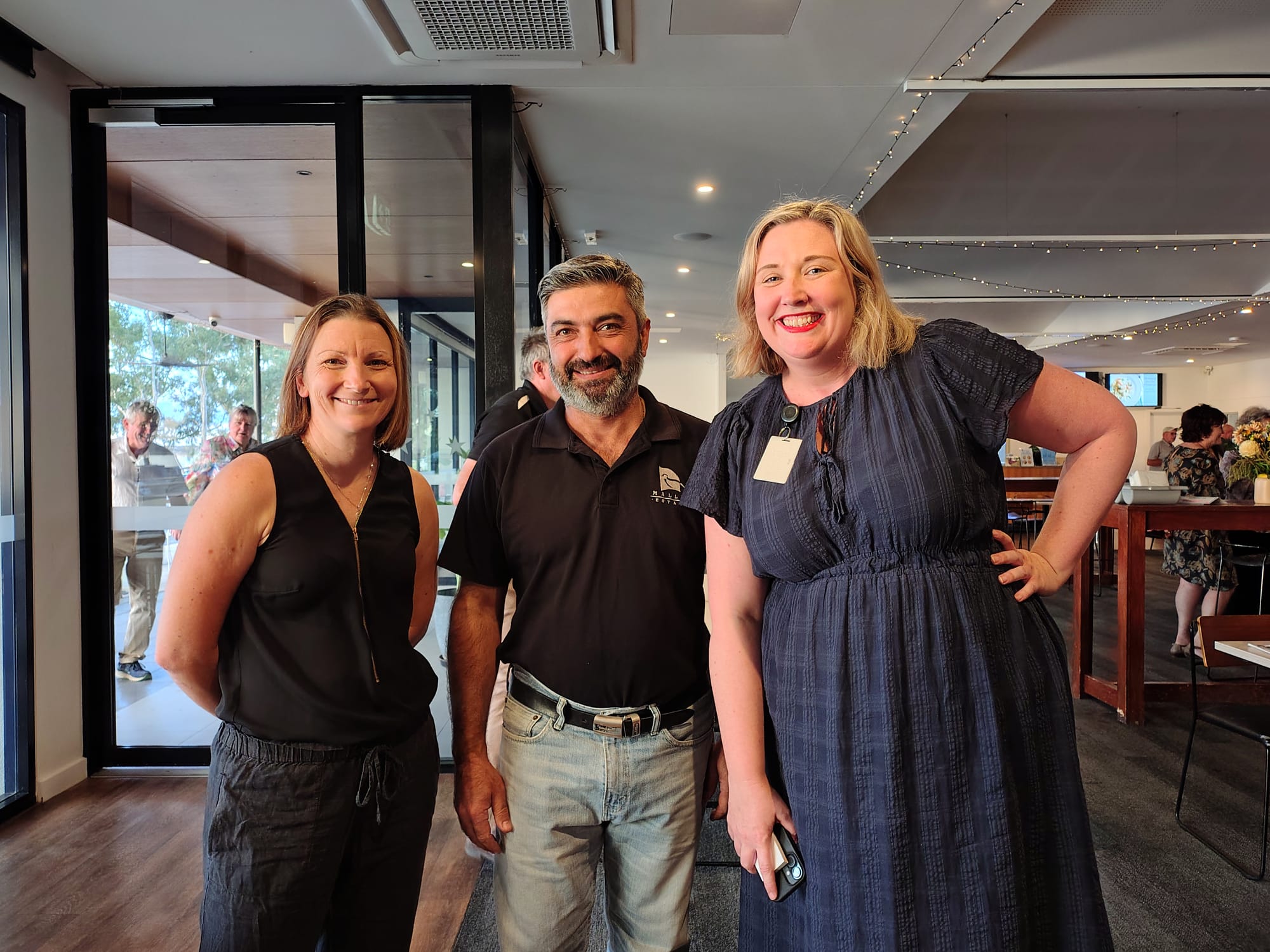 Worries and new ideas aired at vintage meeting