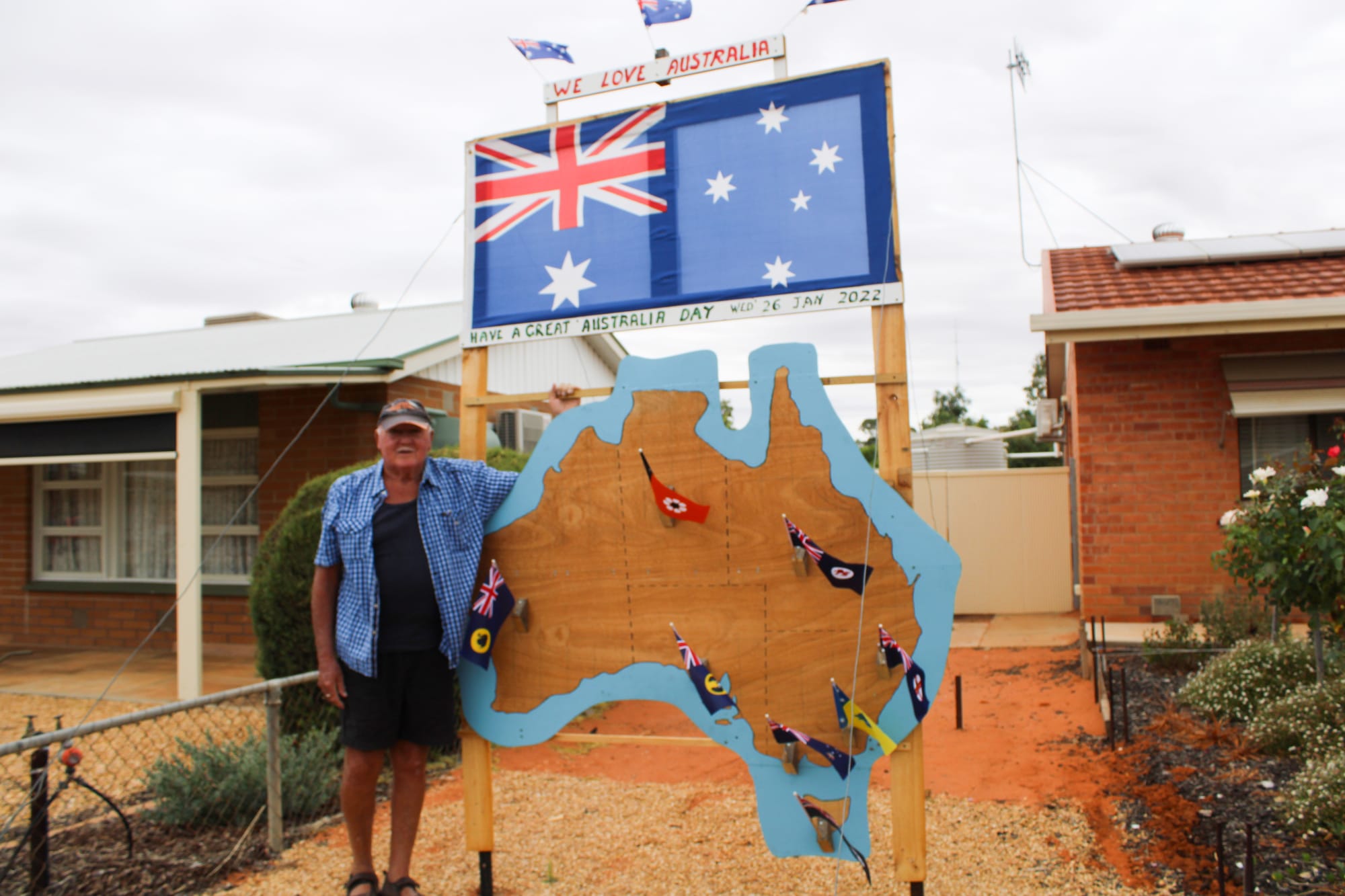 Dazz mapping Oz Day celebration