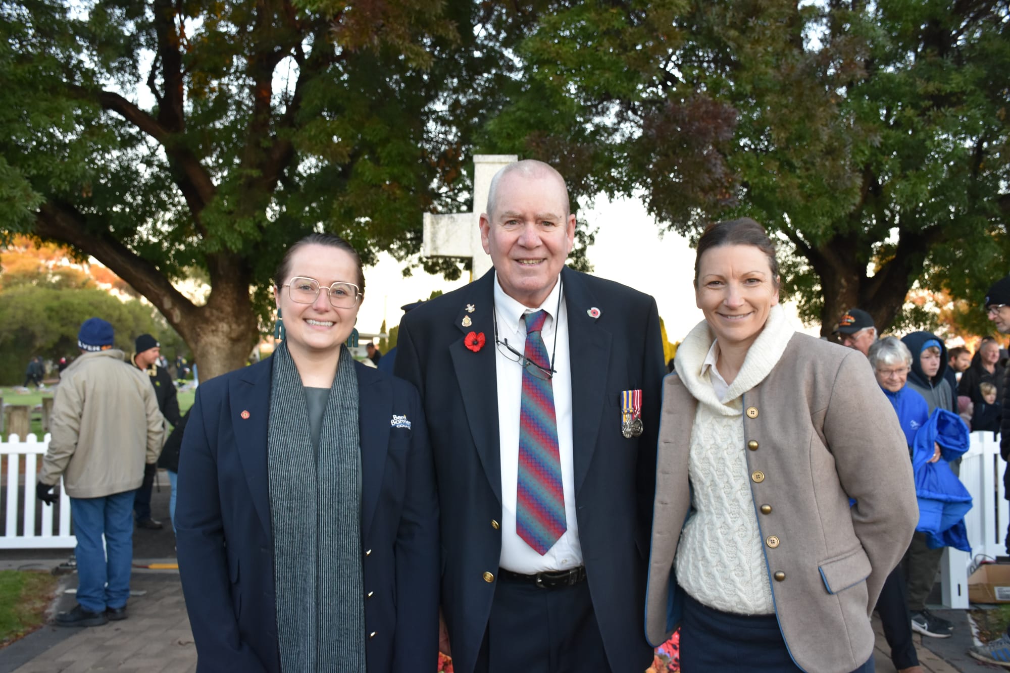 Barmera and Berri pause to remember