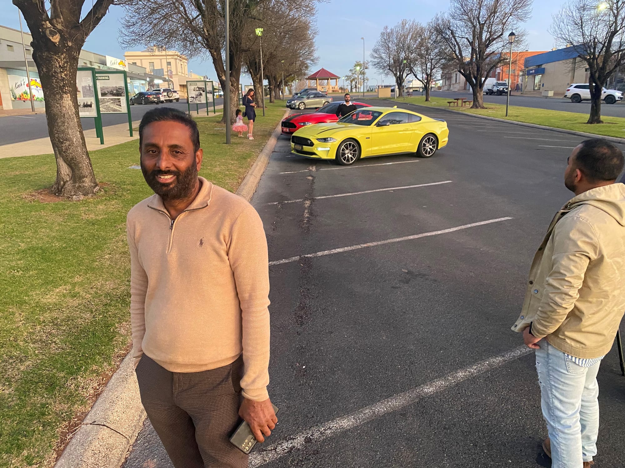 Entrepreneur reaching 16 million online