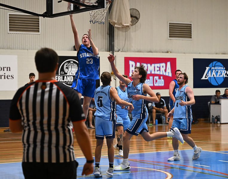 Renmark rises to basketball’s top spot