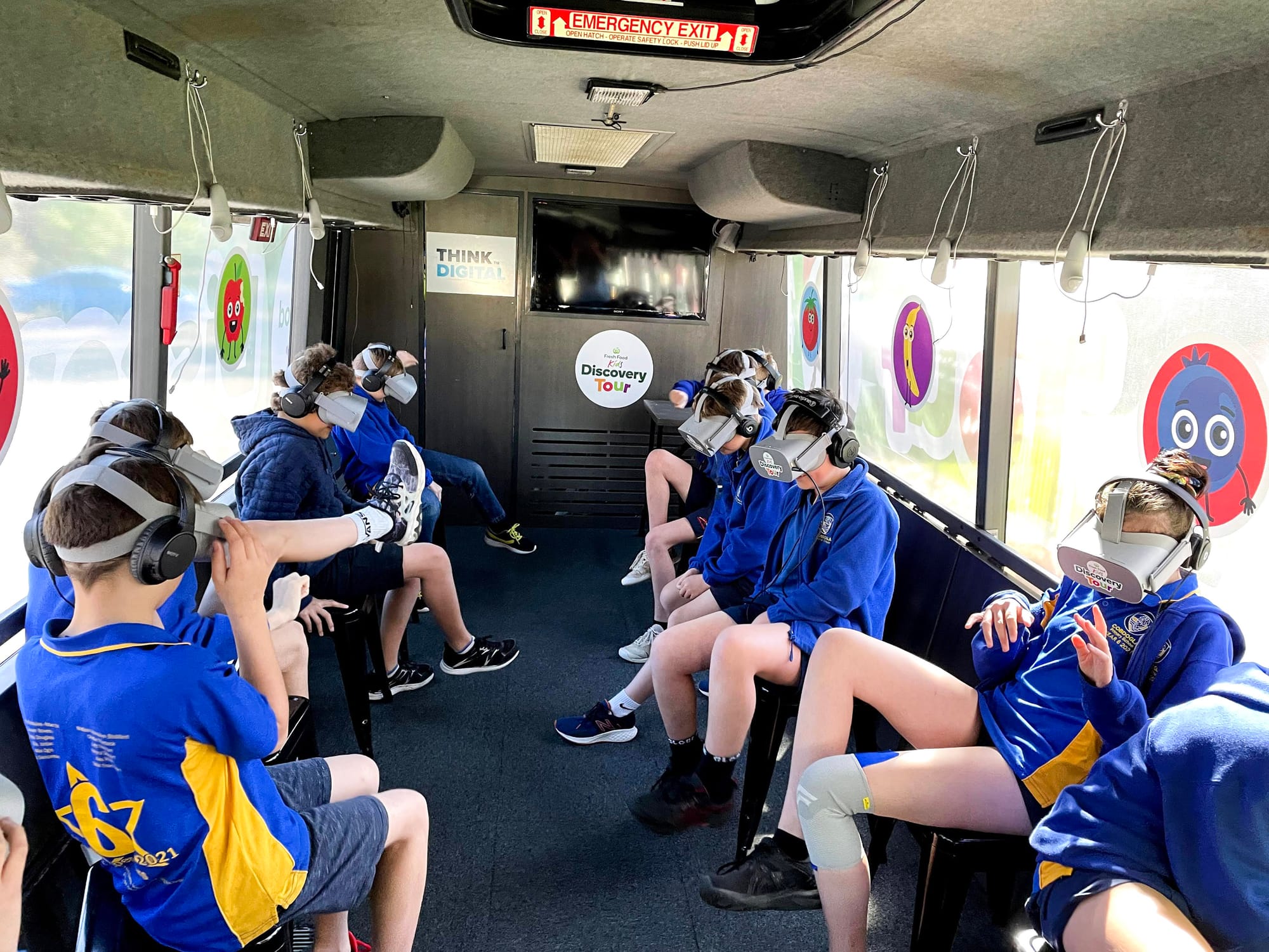 Digital discovery tour bus delights local kids