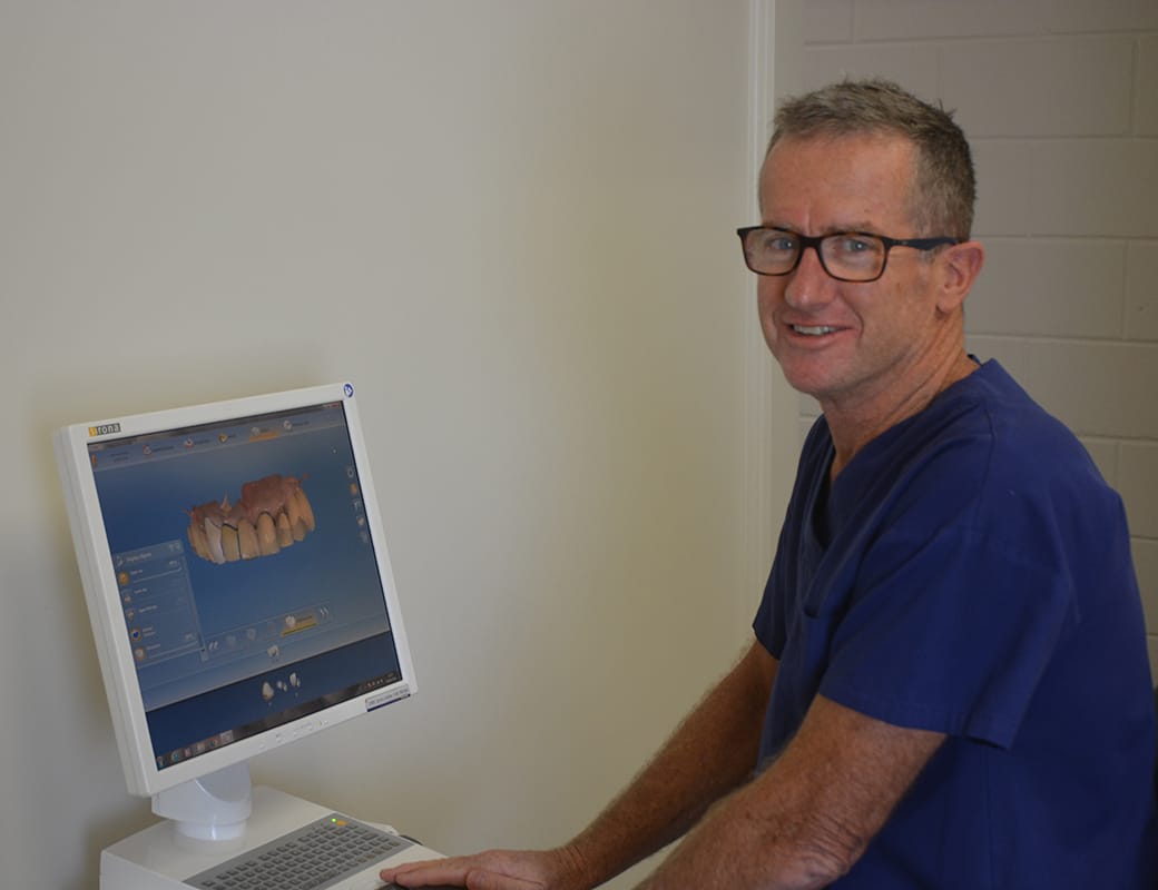 Local dentist says goodbye after 37 years