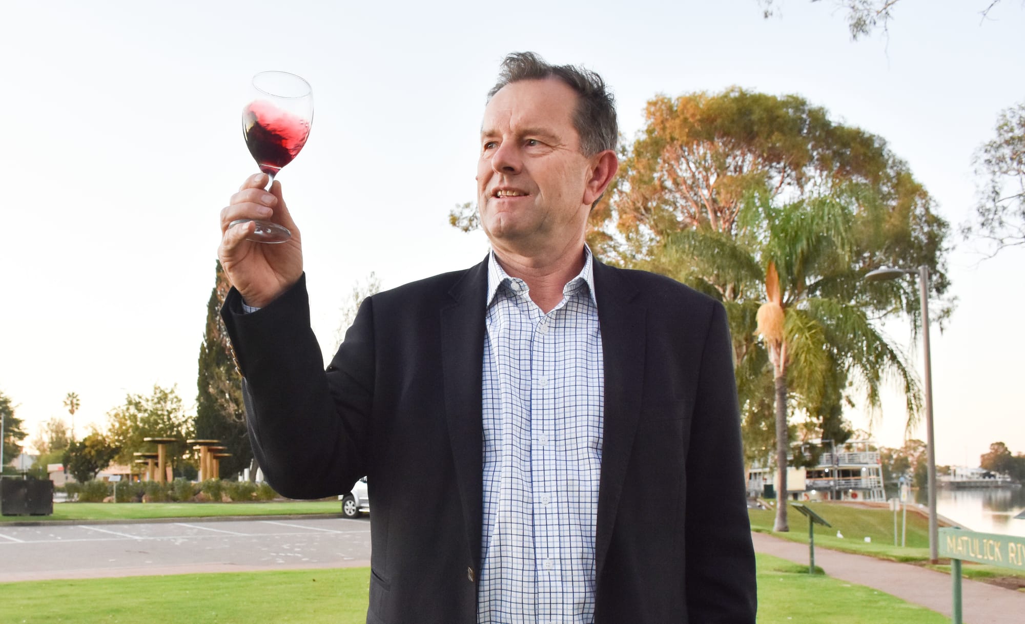 Tariffs and shipping spark worry about capacity for Riverland 2022 vintage…WARNING SIGNS