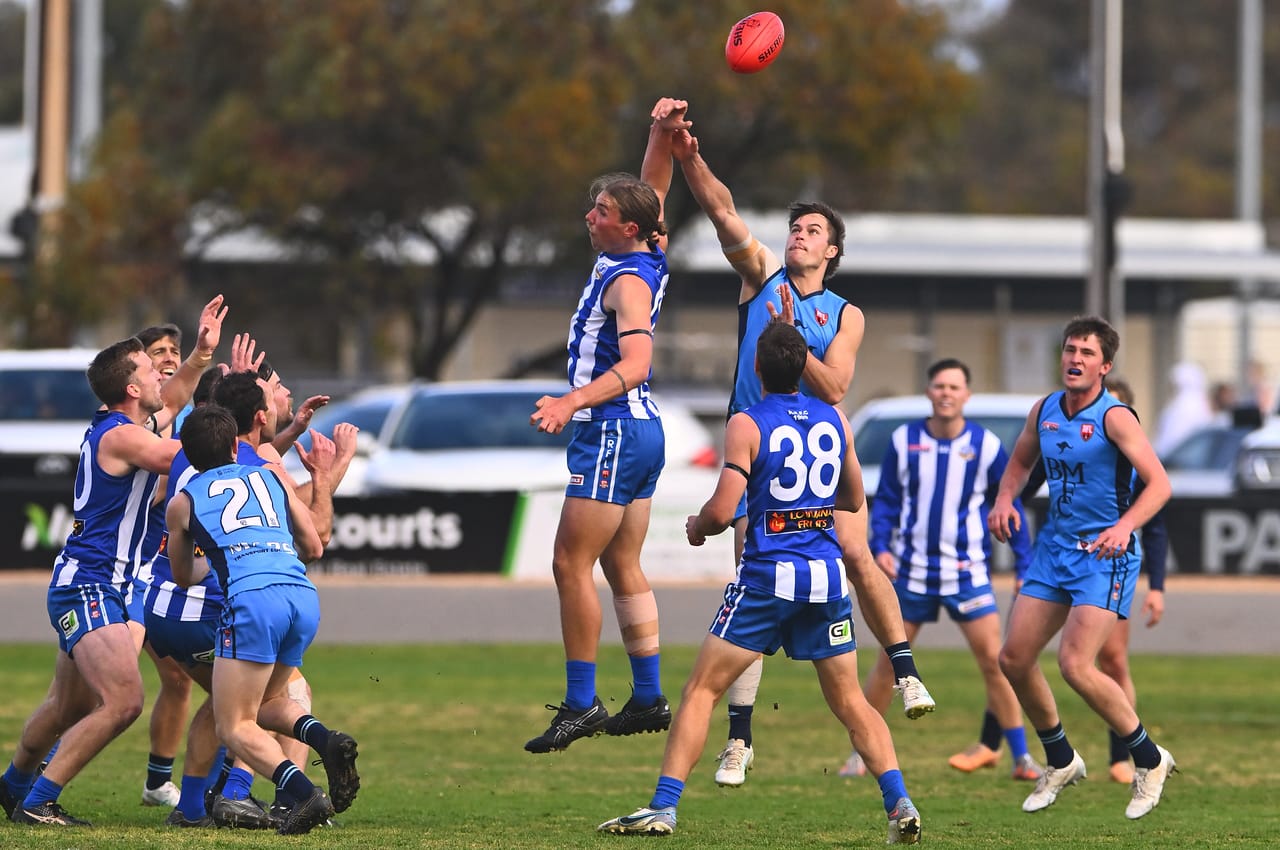 Roos outclass Rovers to claim minor premiership