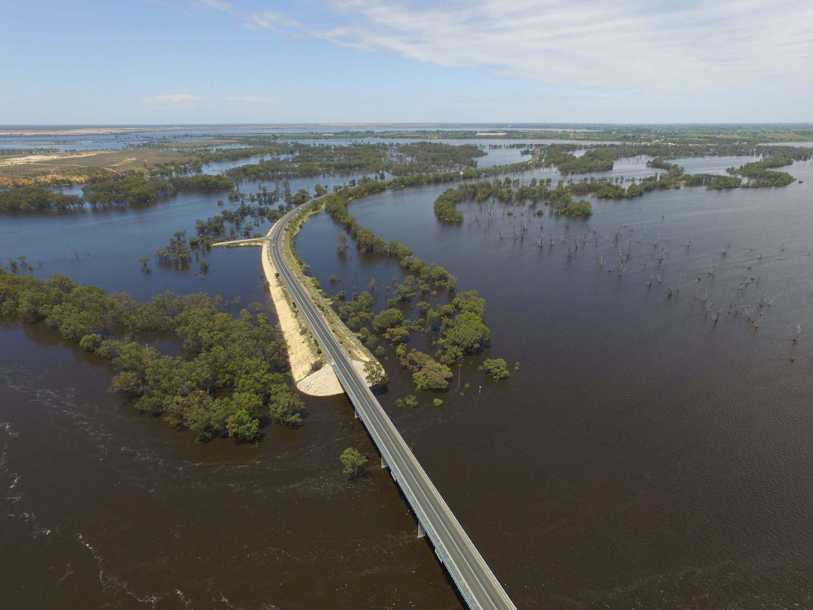 Mayor's Kingston Road reassurance