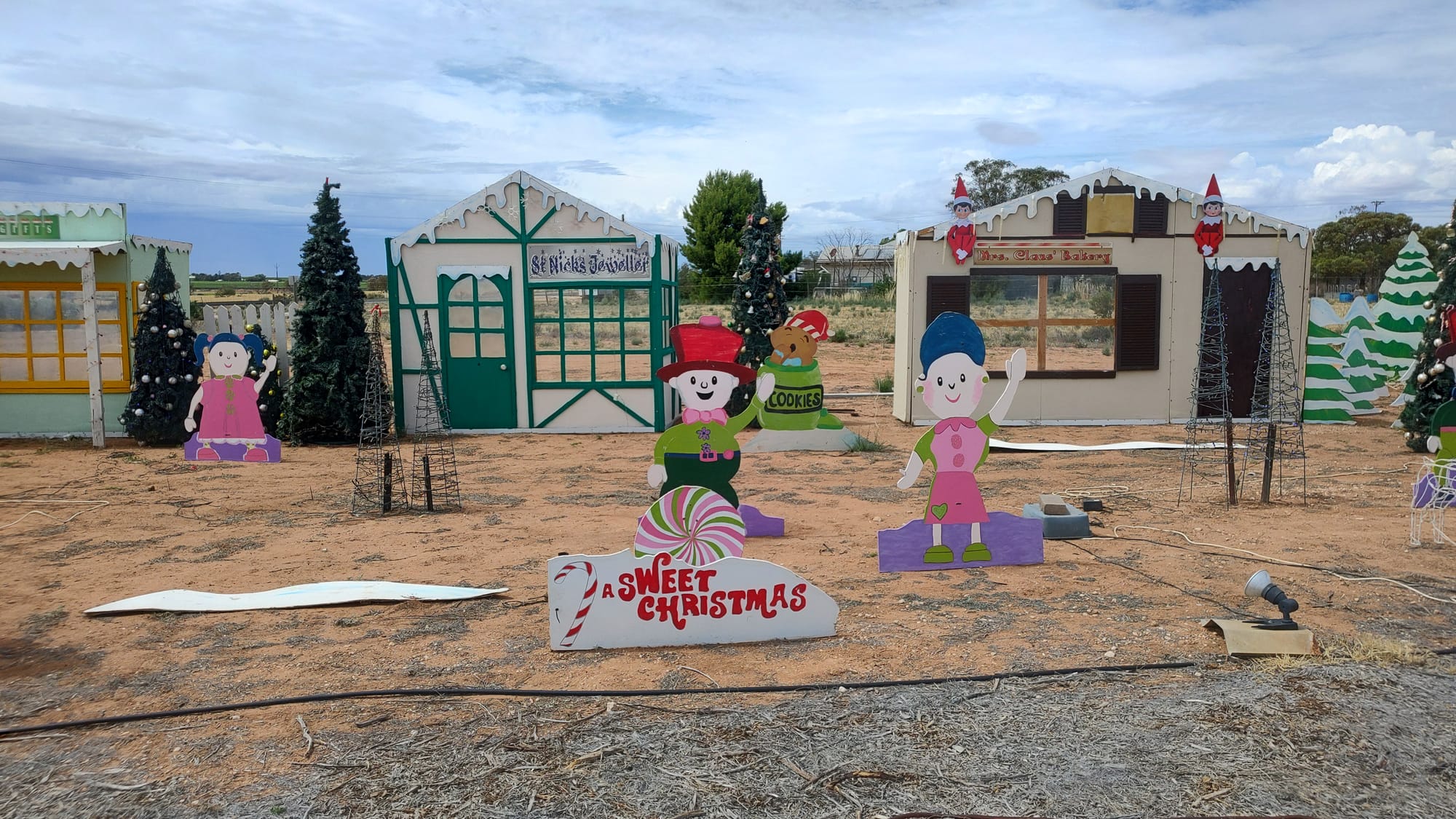 Praise for Loxton Christmas Wonderland volunteer efforts